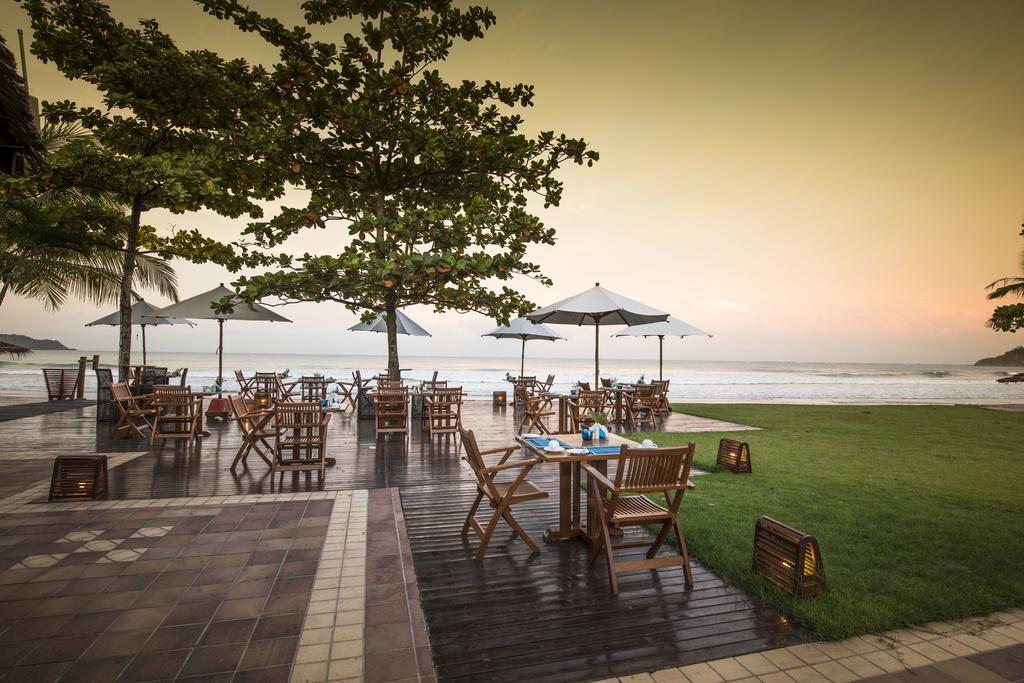 Jade Marina Resort And Spa Нгапали Екстериор снимка